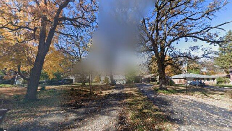 350 oxford ln, lakewood, il 60014