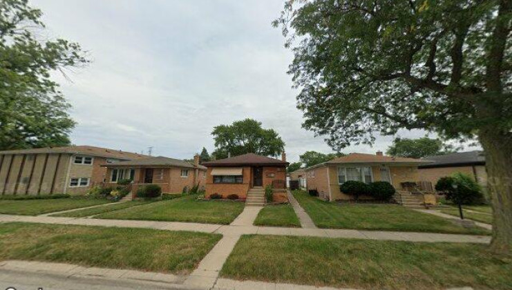 14407 s bensley ave, burnham, il 60633