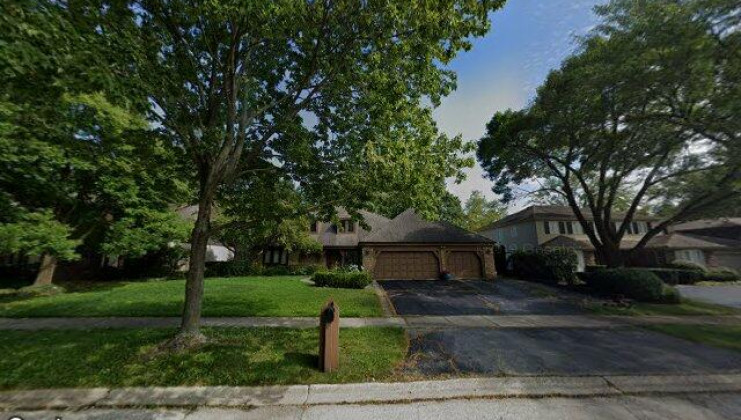 2111 mallard dr, northbrook, il 60062