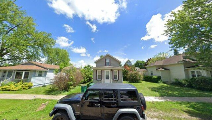 141 oak st, hampshire, il 60140