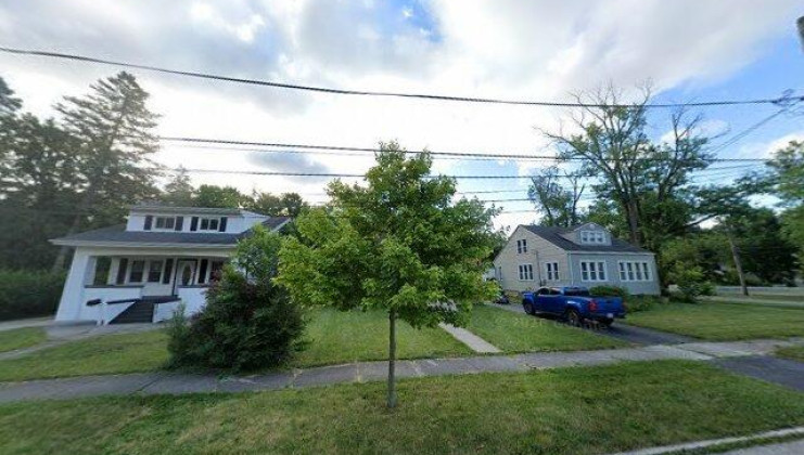 217 maple lane, thornton, il 60476