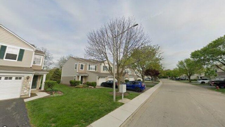 2439 oak tree ln, plainfield, il 60586