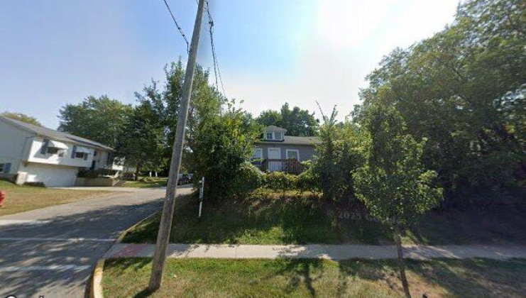 187 e grand ave, fox lake, il 60020