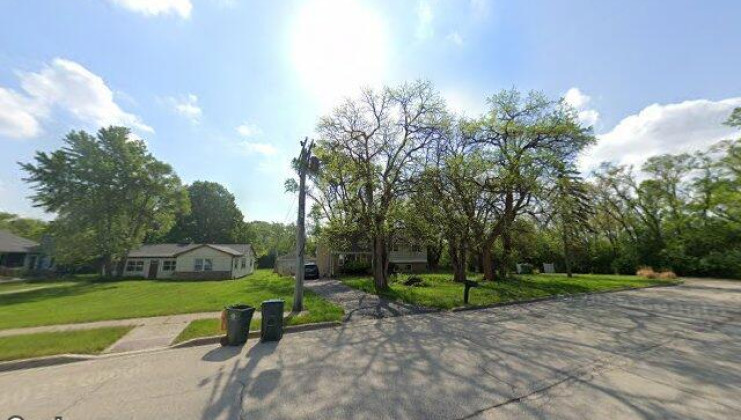 7889 dunham rd, downers grove, il 60516