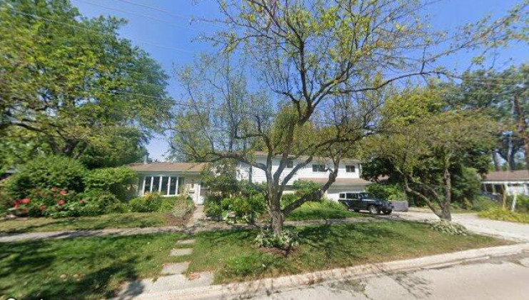 1921 richfield ave, highland park, il 60035