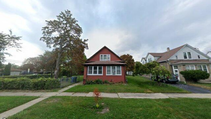 1132 wadsworth ave, north chicago, il 60064