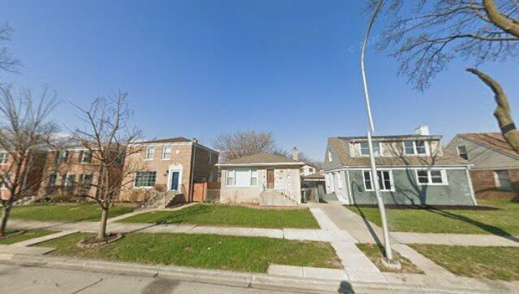 810 suffolk avenue, westchester, il 60154