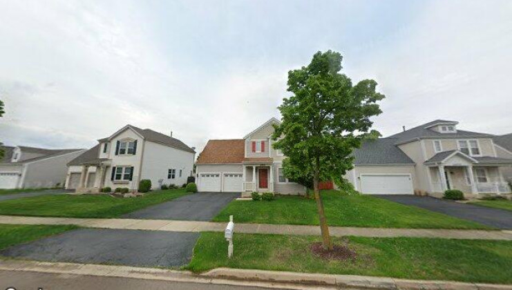 2466 claridge ln, montgomery, il 60538