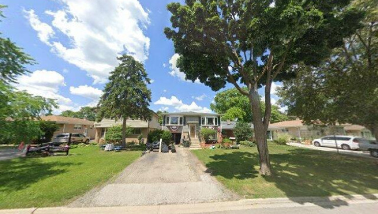 1316 s vail ave, arlington heights, il 60005