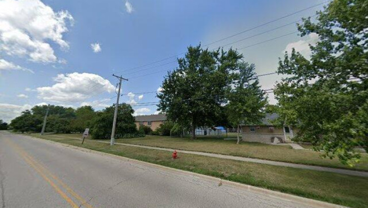 1307 green meadow ln, harvard, il 60033