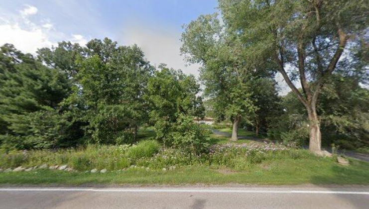 7310 hillside rd, crystal lake, il 60012