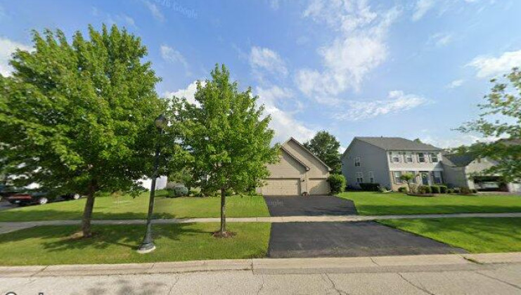 309 w. arden ln., round lake, il 60073