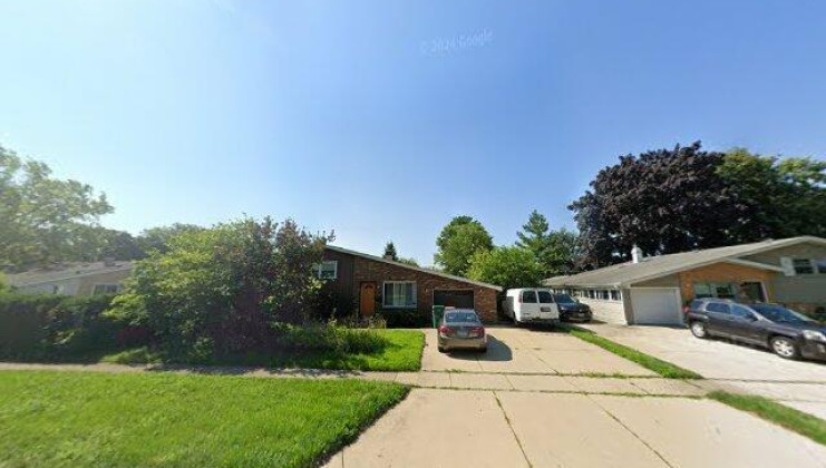 135 glendale st, wheeling, il 60090