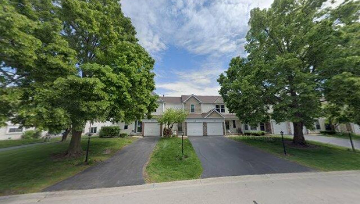 235 east shag bark lane, streamwood, il 60107