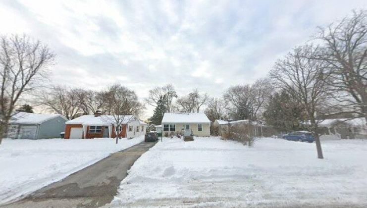 280 lagoon dr, northfield, il 60093