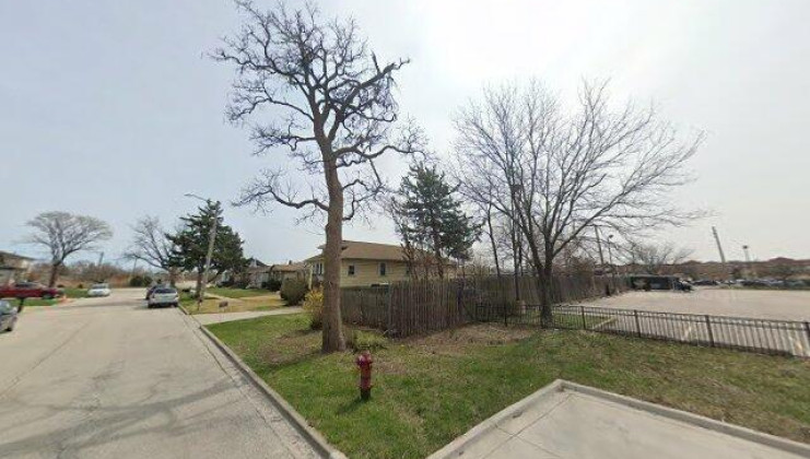 9827 south avenue, schiller park, il 60176