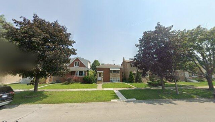 3807 ridgeland ave, berwyn, il 60402