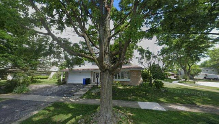 1818 bittersweet lane, mount prospect, il 60056