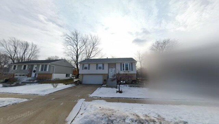 619 wicker avenue, streamwood, il 60107
