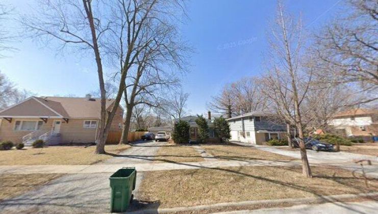 8016 lavergne ave, burbank, il 60459