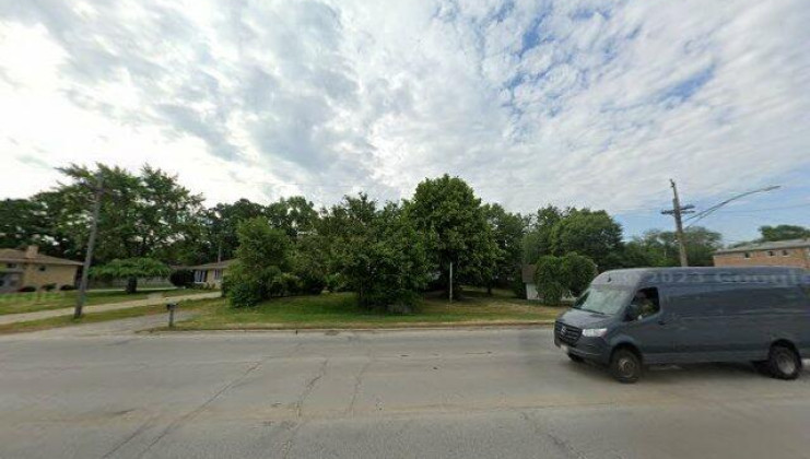 7347 southwest hwy, worth, il 60482