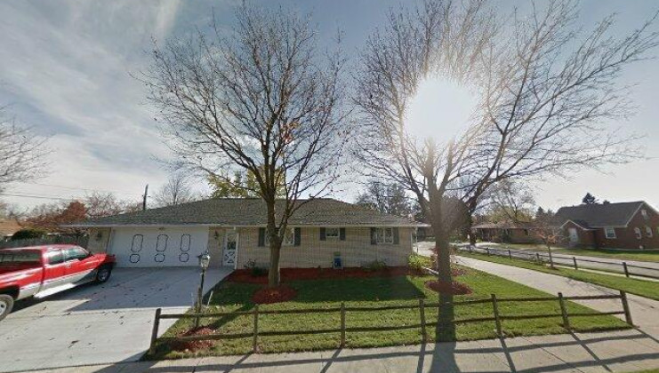 1622 dearborn street, crest hill, il 60403