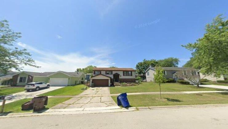20004 s pine hill road, frankfort, il 60423