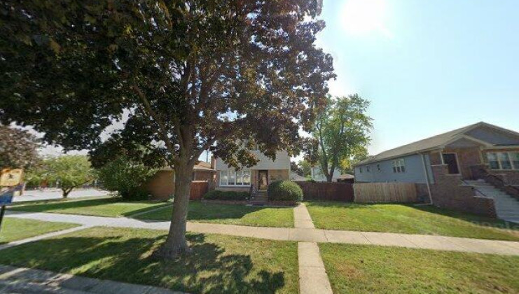2533 spruce street, river grove, il 60171