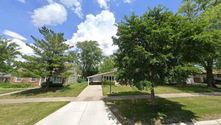 2064 pratt avenue, des plaines, il 60018