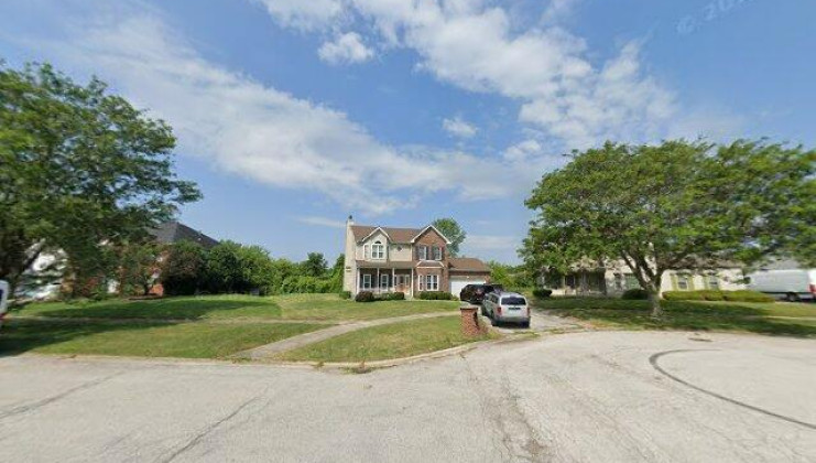 5626 feathercreek road, matteson, il 60443