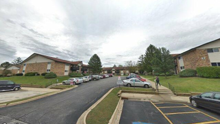 13a kingery qtr #201, willowbrook, il 60527