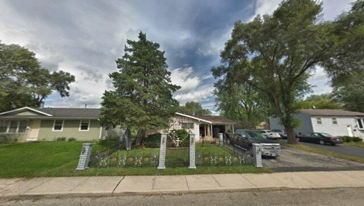 416 singapore ln, carpentersville, il 60110