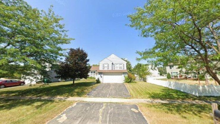 1248 churchill lane, grayslake, il 60030