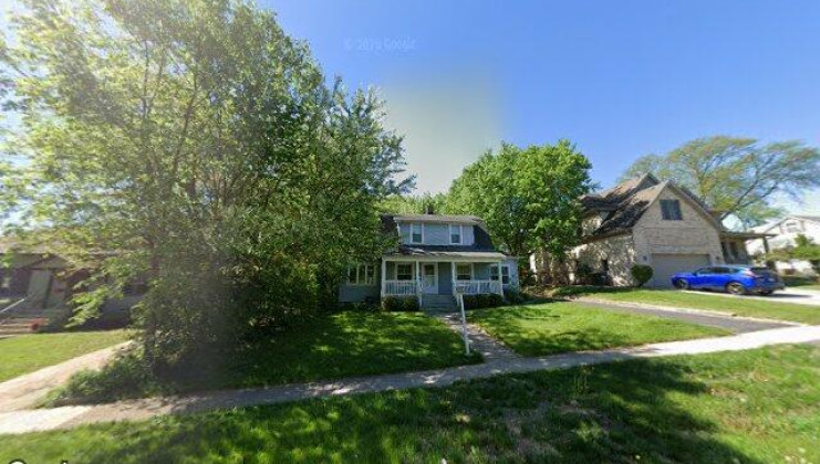 101 w maple ave, roselle, il 60172
