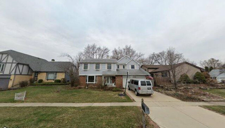 1104 independence dr, bartlett, il 60103