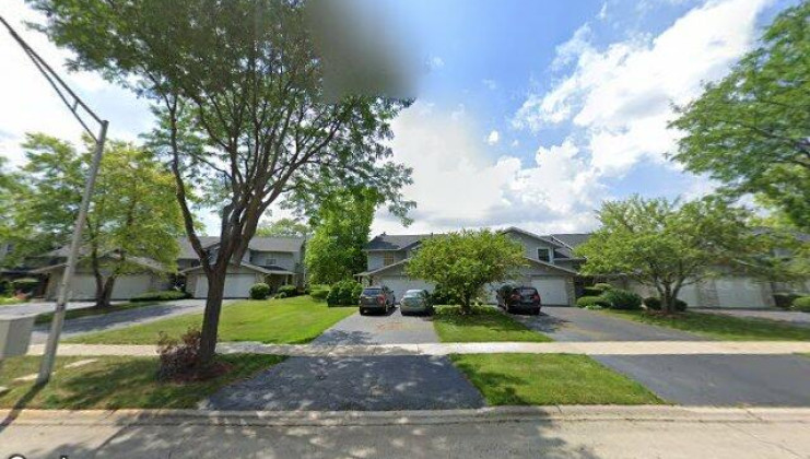 686 n tamarac blvd, addison, il 60101