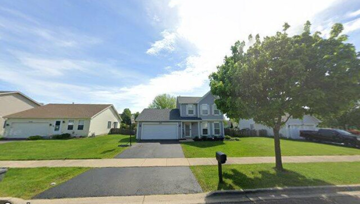 2781 jenna cir, montgomery, il 60538