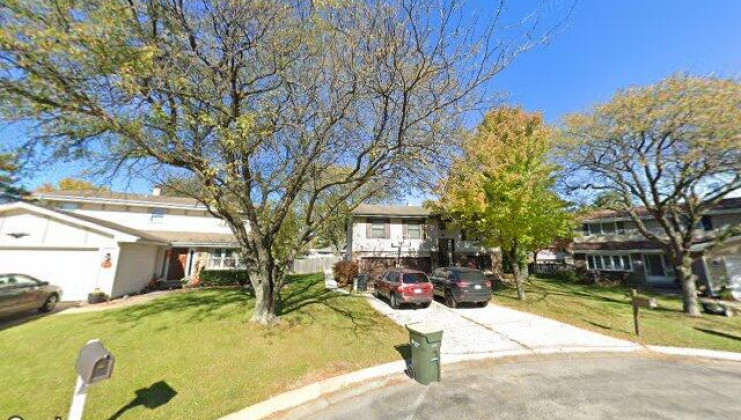 939 columbia ct, carol stream, il 60188