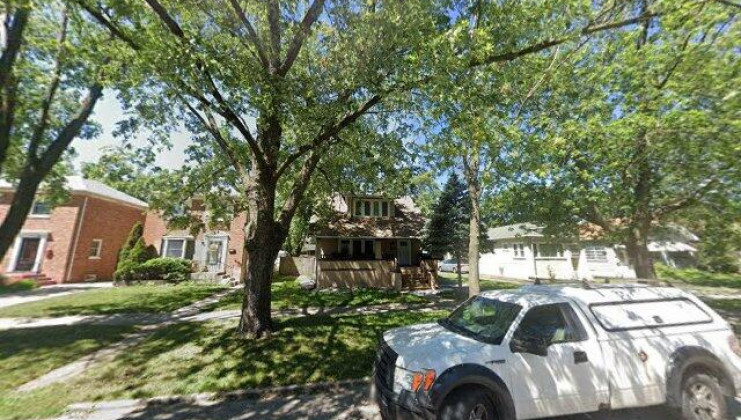 1112 n 8th ave, maywood, il 60153