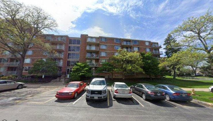 2211 s stewart ave #6b, lombard, il 60148
