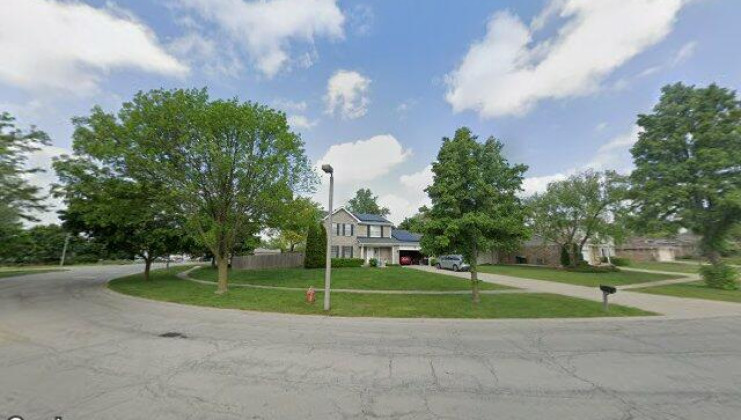 7112 cambridge rd, woodridge, il 60517