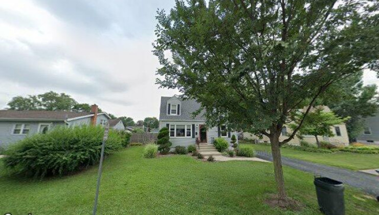 521 n douglas ave, villa park, il 60181