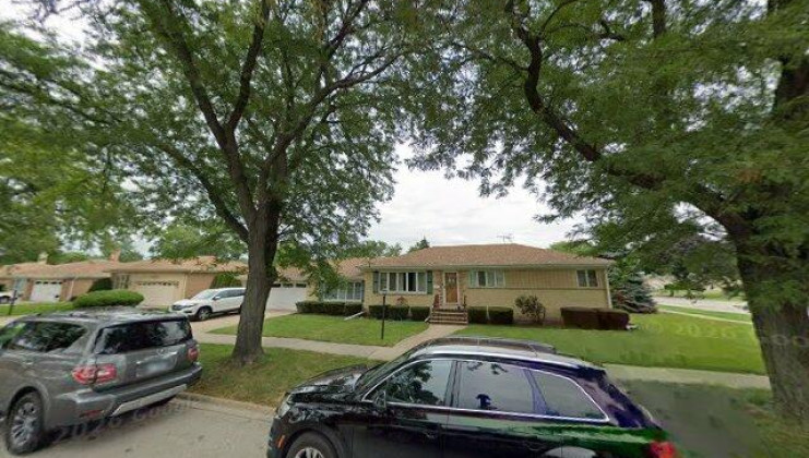 7650 greenwood st, morton grove, il 60053