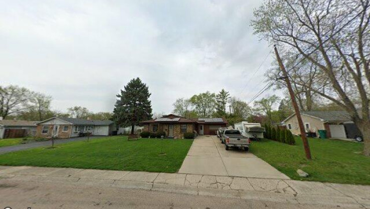 24 chatham pl, montgomery, il 60538