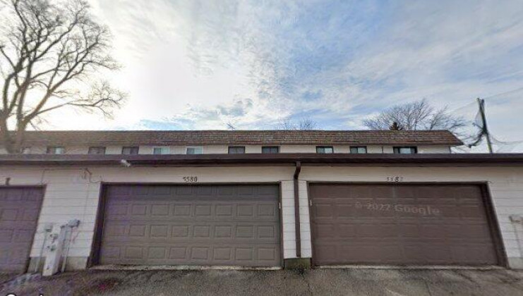 5580 court h, hanover park, il 60133