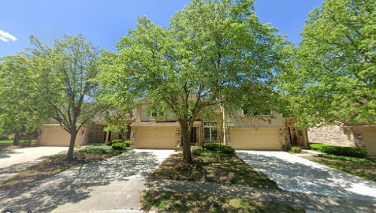 130 chambord ct, bloomingdale, il 60108
