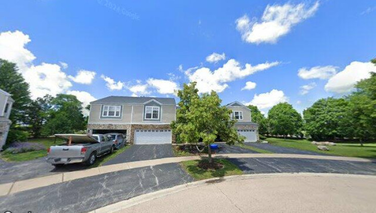 605 blackstone ct, aurora, il 60504
