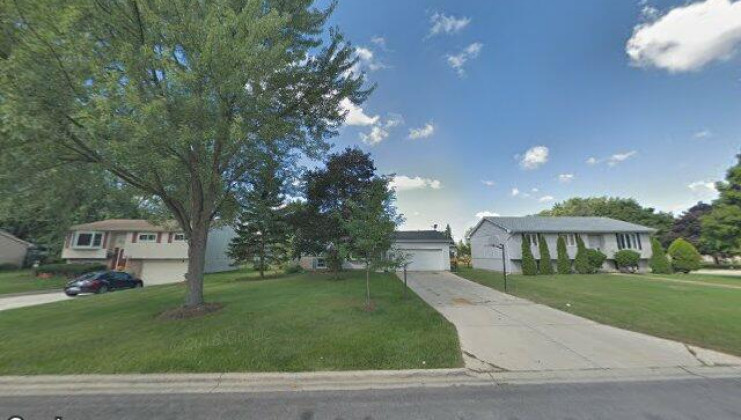 666 adobe ct, carol stream, il 60188