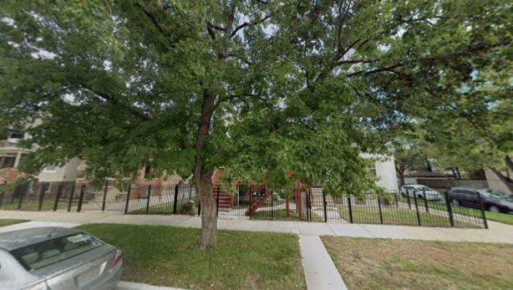 8057 south coles avenue, chicago, il 60617