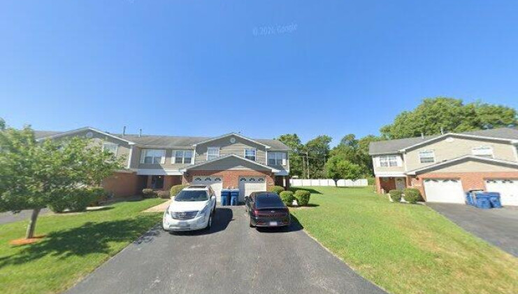 1961 stonegate drive, calumet city, il 60409